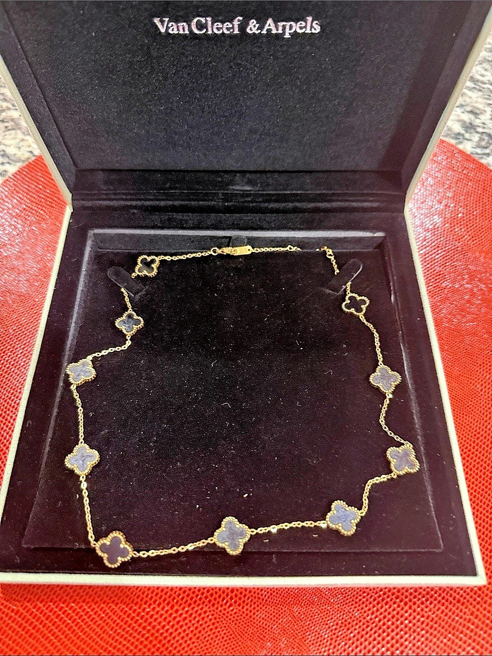 10 Motifs Alhambra Clover Necklace 🍀☘️